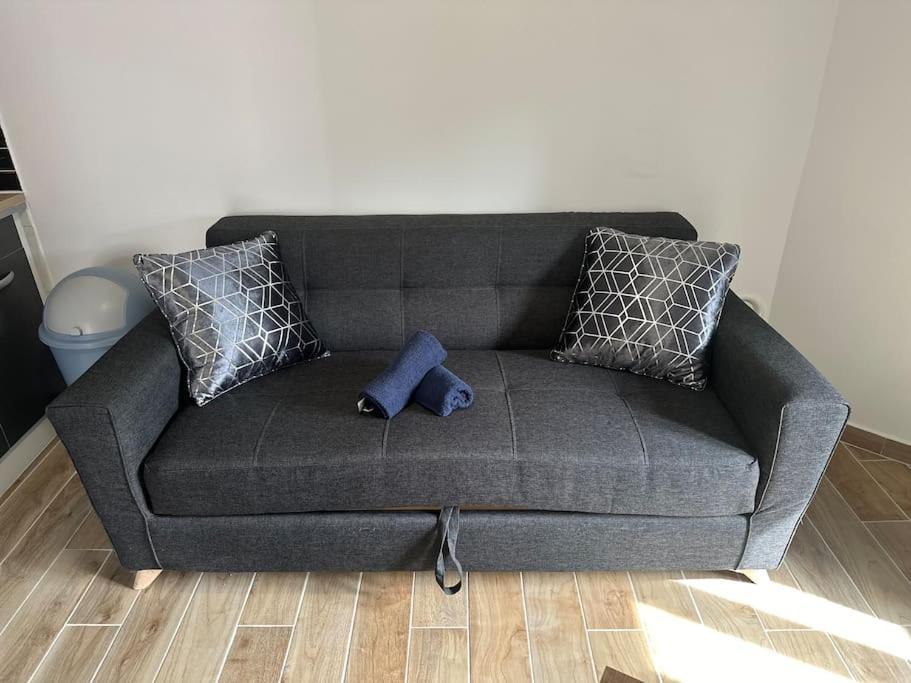 Charmante Studio Ligne 13 Tram 5 Saint Denis بيارفيت-سور-سين المظهر الخارجي الصورة