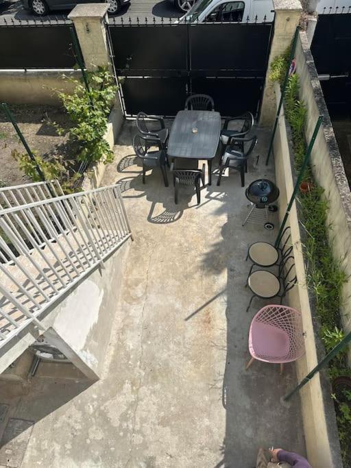 Charmante Studio Ligne 13 Tram 5 Saint Denis بيارفيت-سور-سين المظهر الخارجي الصورة