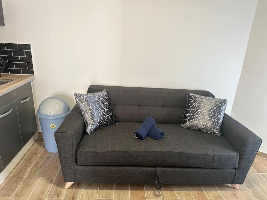 Charmante Studio Ligne 13 Tram 5 Saint Denis بيارفيت-سور-سين المظهر الخارجي الصورة