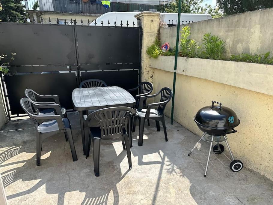 Charmante Studio Ligne 13 Tram 5 Saint Denis بيارفيت-سور-سين المظهر الخارجي الصورة