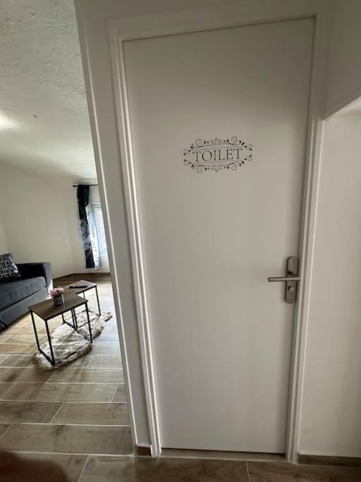 Charmante Studio Ligne 13 Tram 5 Saint Denis بيارفيت-سور-سين المظهر الخارجي الصورة
