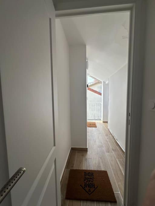 Charmante Studio Ligne 13 Tram 5 Saint Denis بيارفيت-سور-سين المظهر الخارجي الصورة